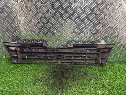 1996 - 1998 Toyota LiteAce Grille 53100-28150