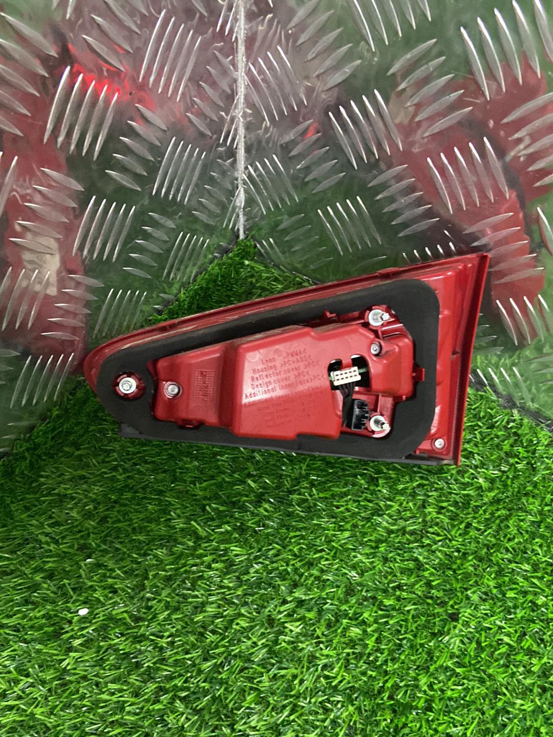 2007 - 2015 Audi A4 Left Tailgate Garnish 01091701