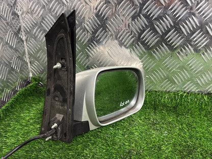 2001 - 2007 Toyota Voxy Right Door Mirror 5 Wire