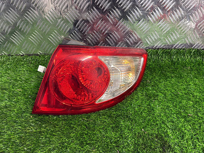 2005 - 2012 Hyundai Santa Fe Right Taillight 92402-2B0 R