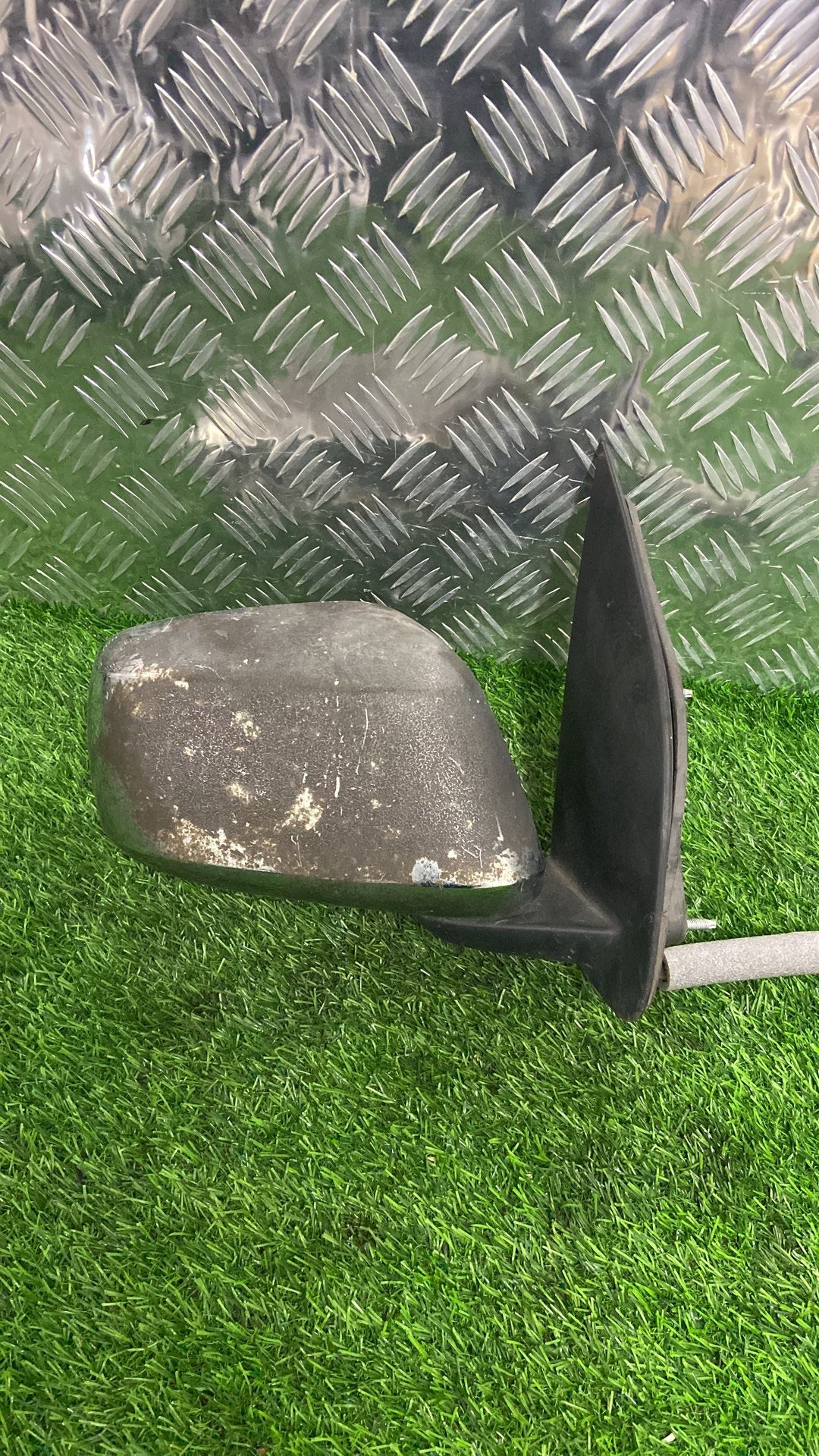 2004 - 2015 Nissan Navara Right Door Mirror D40, 3 WIRE