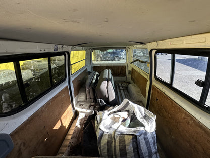 2010 Toyota Hiace Commuter