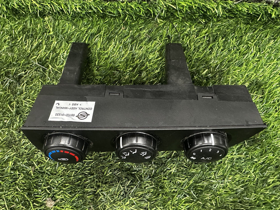 2012-2018 SsangYong Actyon - Climate Controller PN: