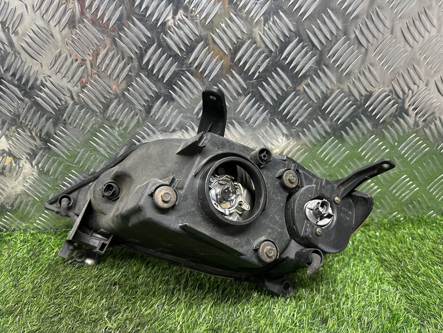 2002-2007 Mazda Demio DJ- Right Headlight PN: STANLEY P1919