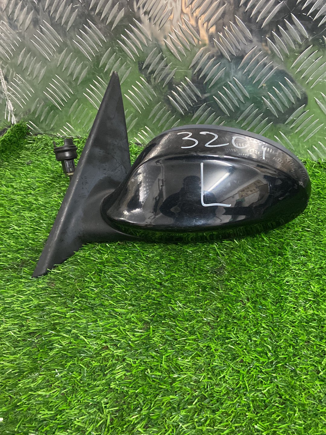 2004 - 2011 BMW 320i Left Door Mirror 3 PIN Type