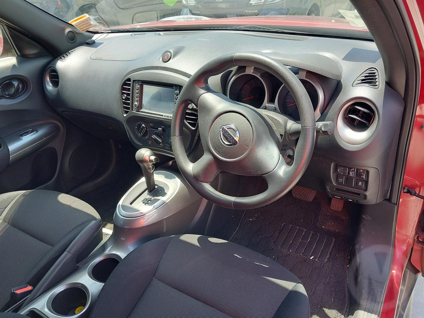 2014 Nissan Juke HR15 WRECKING FOR PARTS ONLY