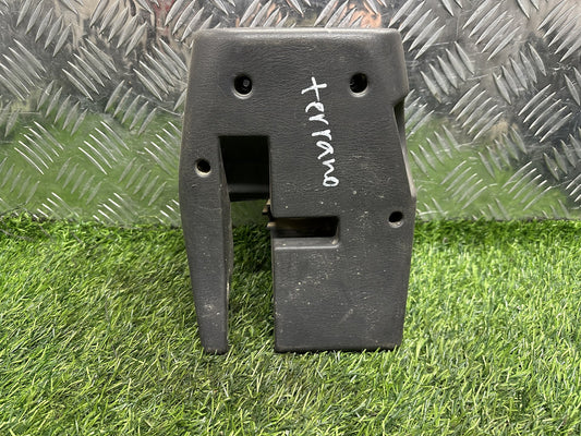 1995-1999 Nissan Terrano R50- Steering Column Shroud PN: