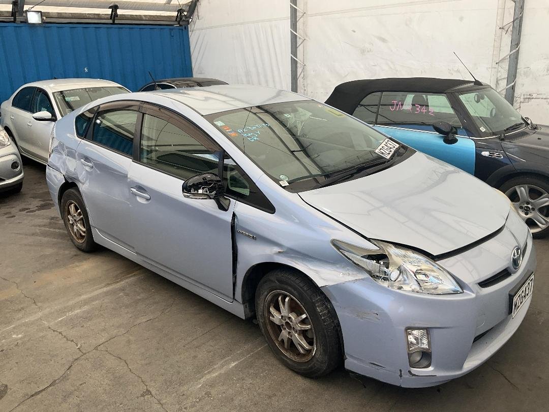 2011 Toyota Prius 2ZR-3JM-5120451 WRECKING FOR PARTS ONLY