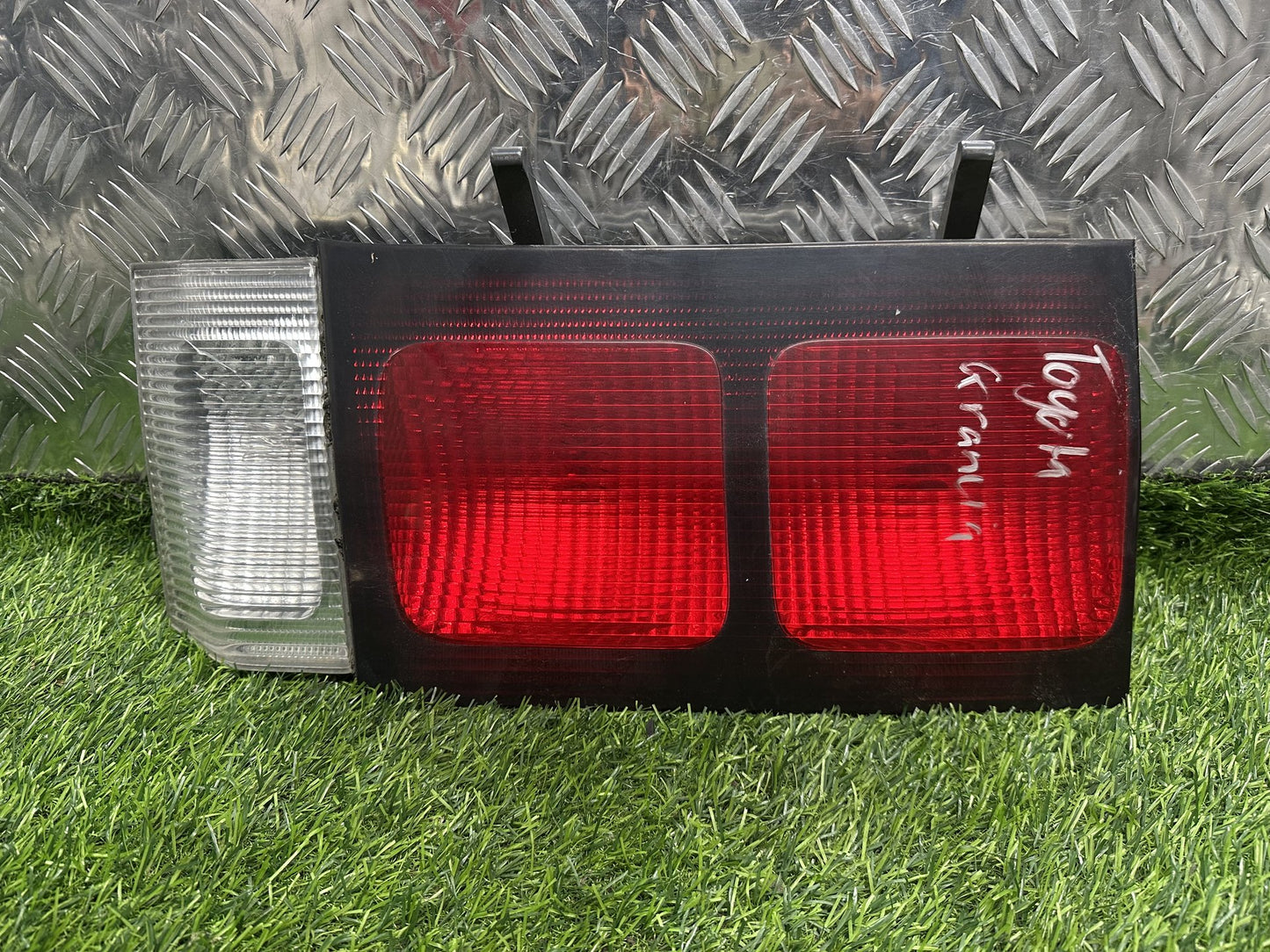 1995-2002 Toyota Granvia- Left Tailgate PN: KOITO 26-82