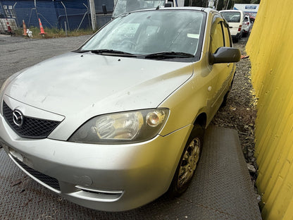 2004 Mazda Demio ZJ WRECKING FOR PARTS ONLY
