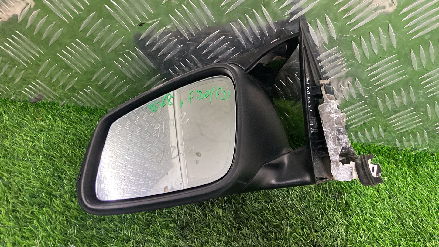 2011 - 2019 BMW 3 Series Left Door Mirror SOCKET 5 PIN