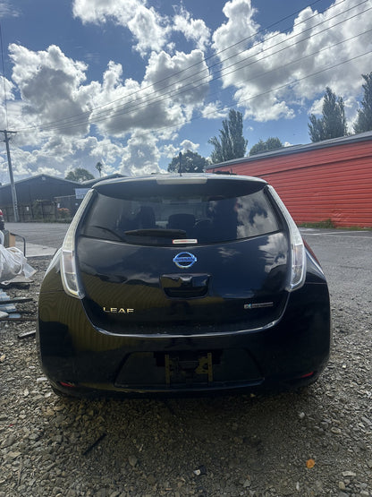 2013 Nissan Leaf EM57 004999A WRECKING FOR PARTS ONLY