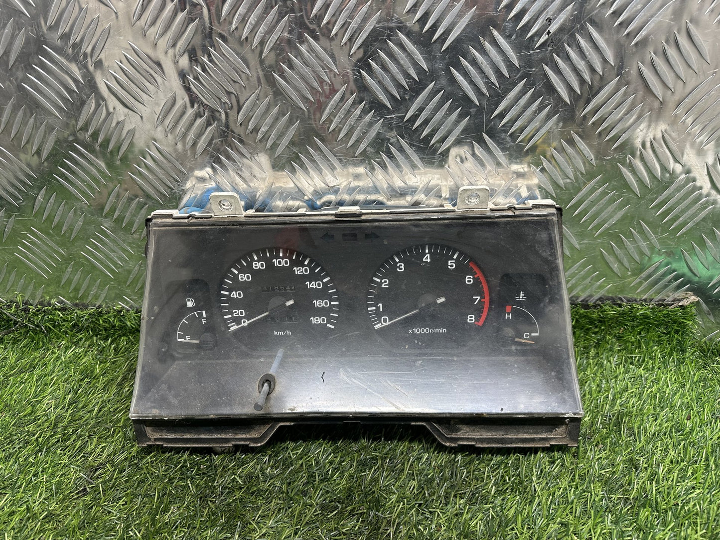 1990-2004 Toyota Hiace H100 - Instrument Cluster PN: 83010-26140