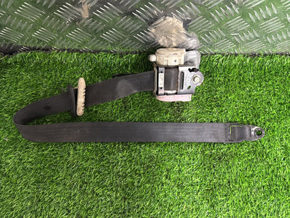 2007 - 2014 Mazda Demio Right Front Seat Belt T89383T