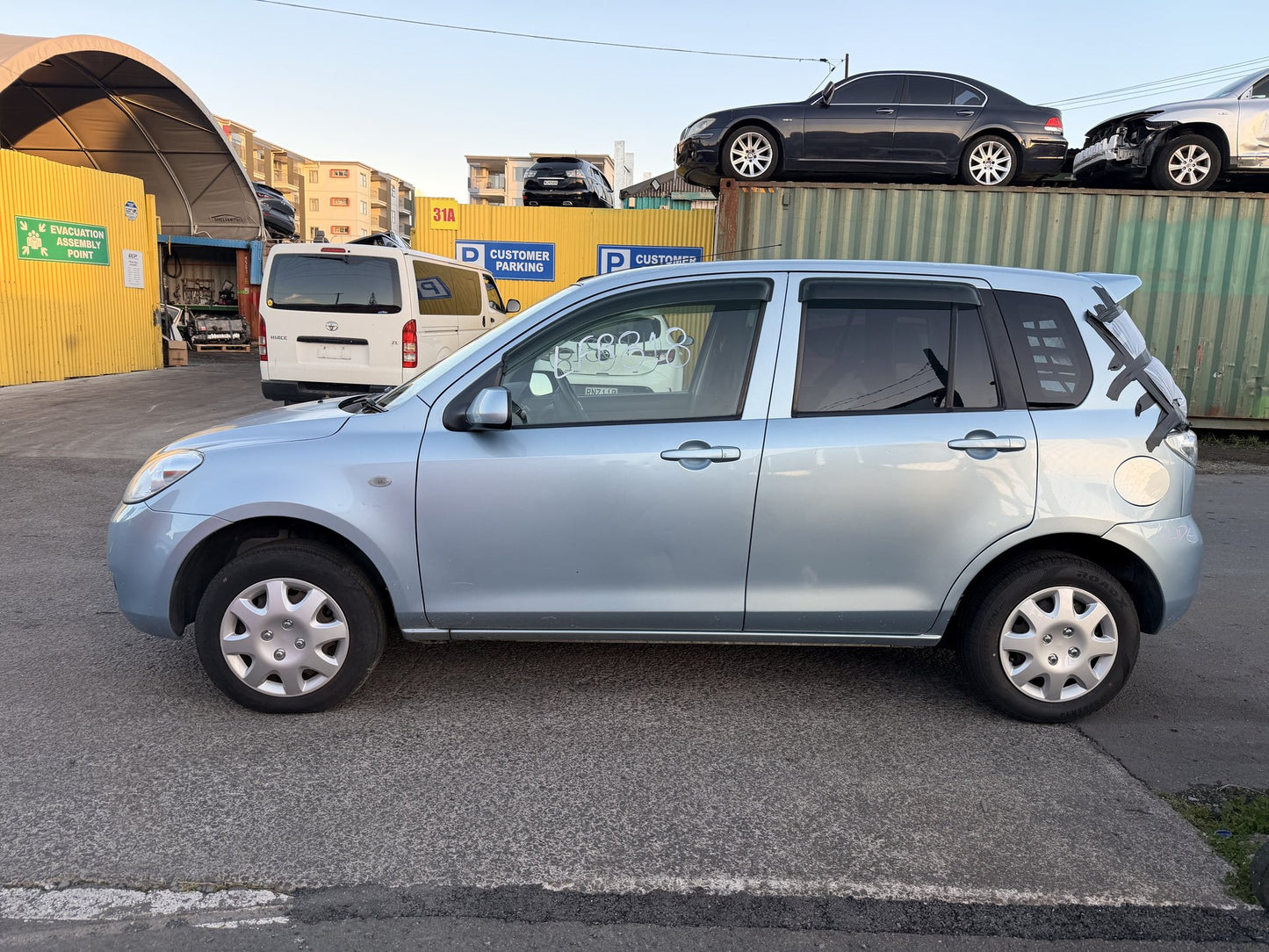 2007 Mazda Demio DY3W