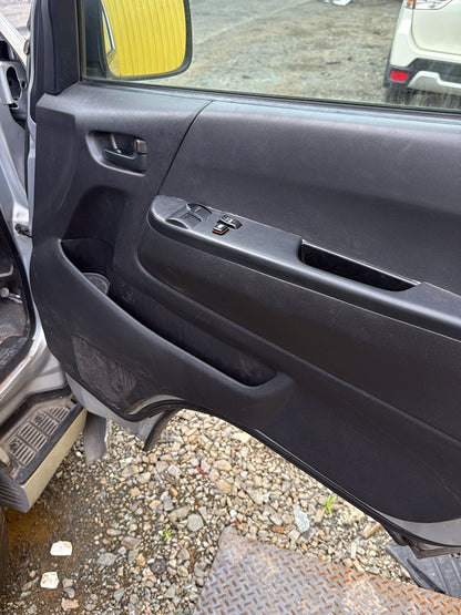 2011 Toyota Hiace 2TR WRECKING FOR PARTS ONLY