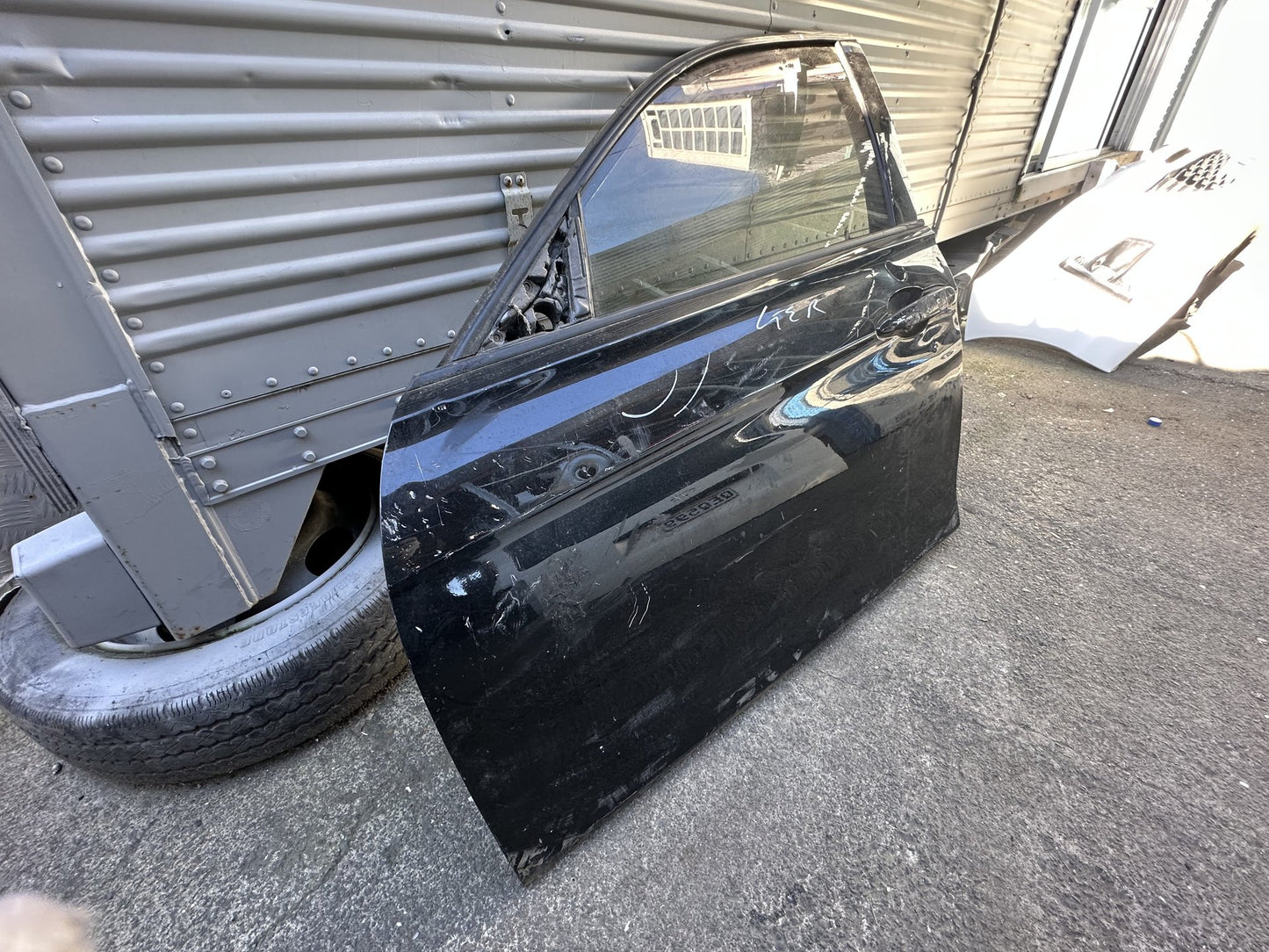 2011-2018 BMW 316i F30- Left Front Door PN: