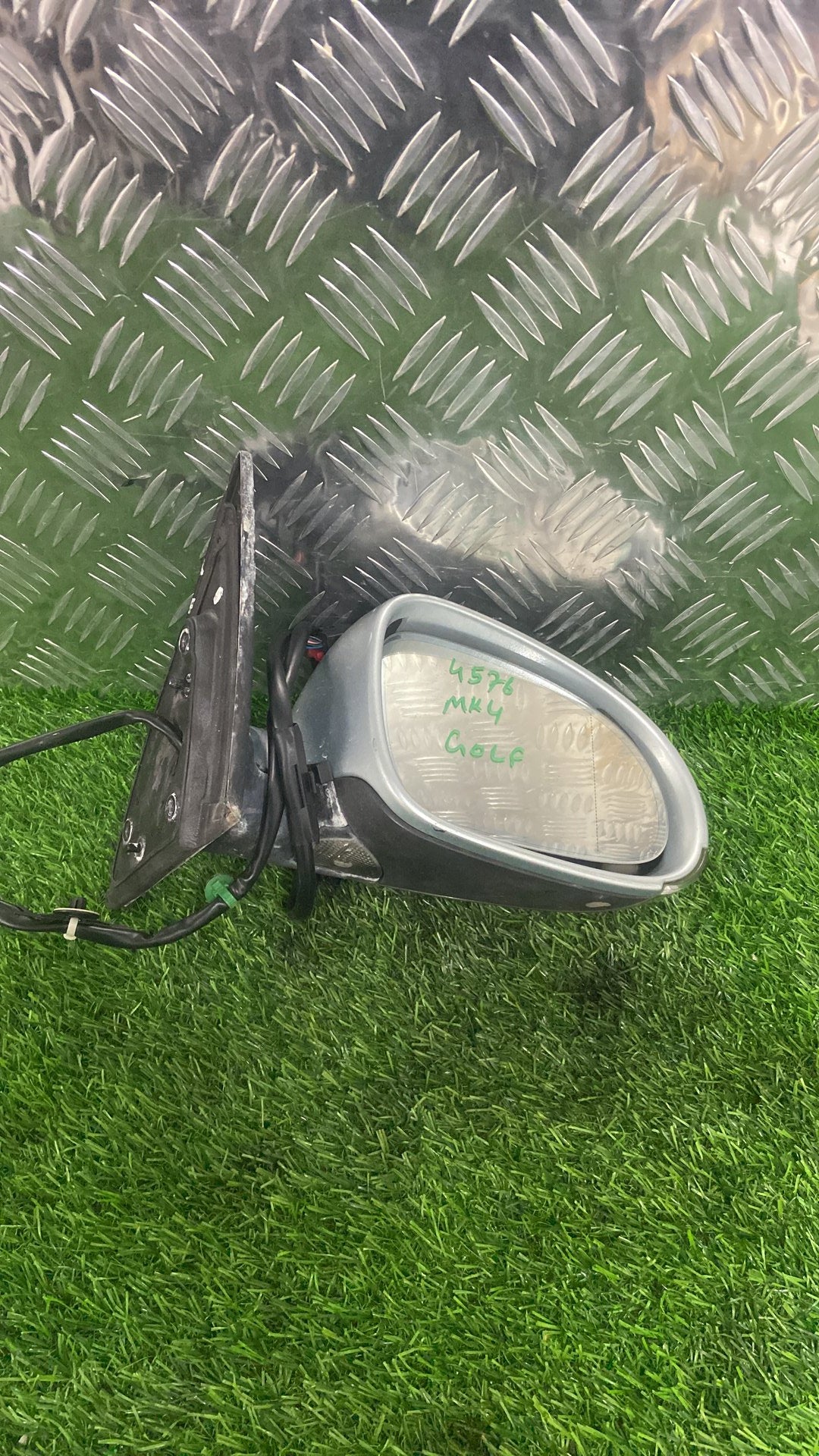 2009 - 2017 Volkswagen Golf Right Door Mirror 11 WIRE