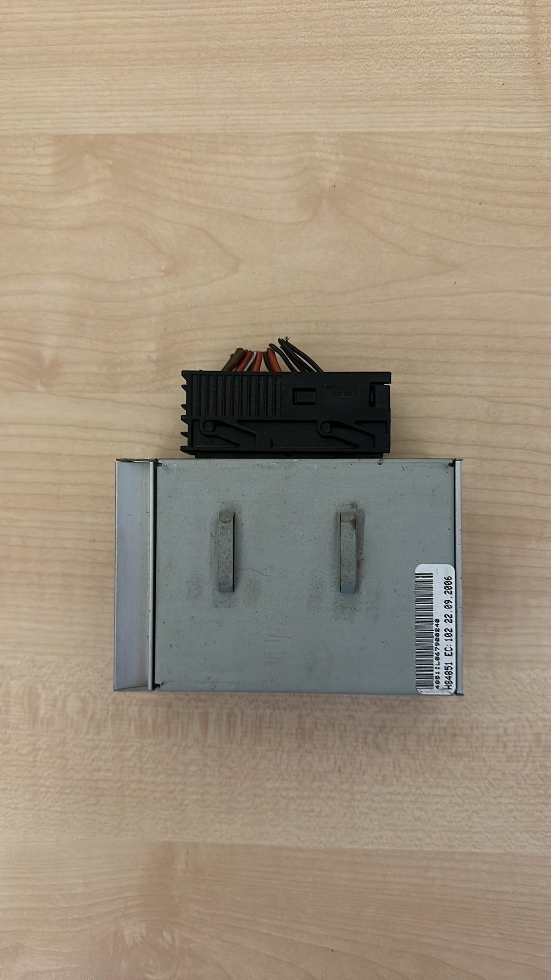 2002-2010 BMW 525i- Amplifier PN: 65.12-6 920 461