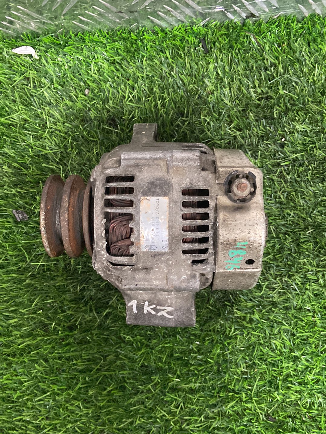 Toyota Hilux Alternator 2706067030