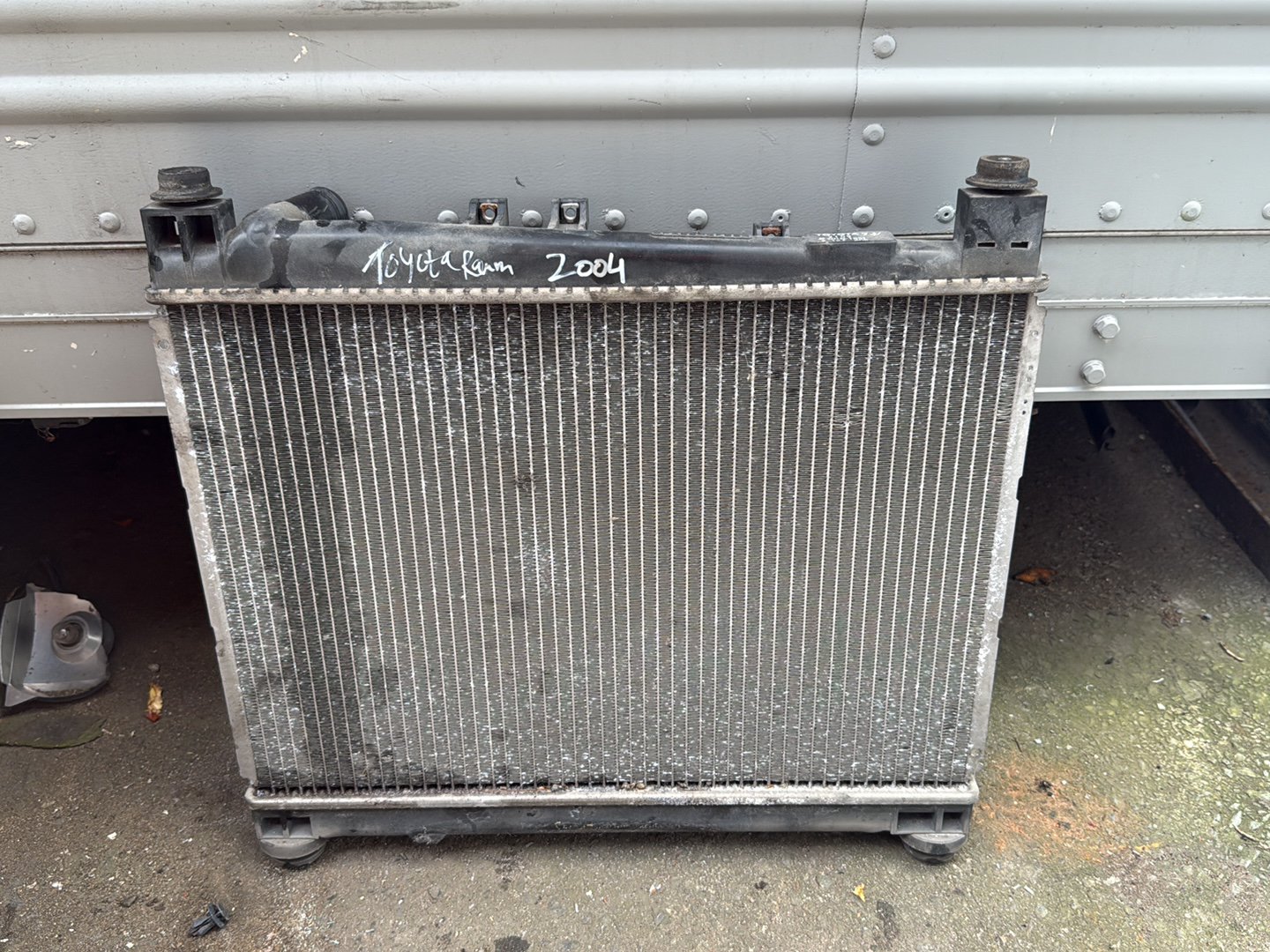 2003-2011 Toyota Raum Z20- Radiator PN: