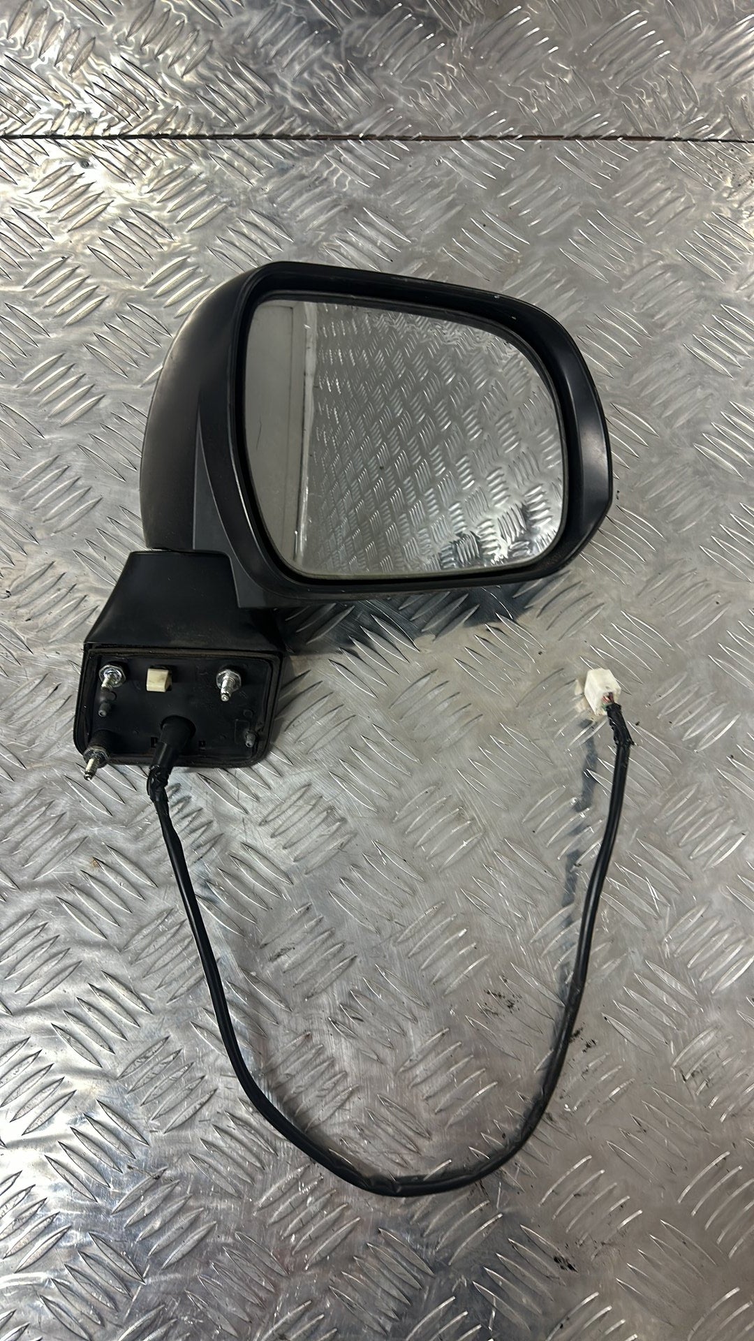 Toyota Noah Right Door Mirror 7 WIRES