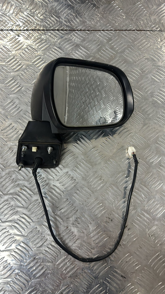 Toyota Noah Right Door Mirror 7 WIRES