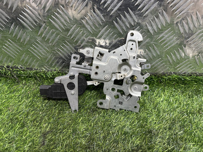 2004-2019 Toyota Hiace H200 - Right Rear Lock Actuator PN: 2 PIN
