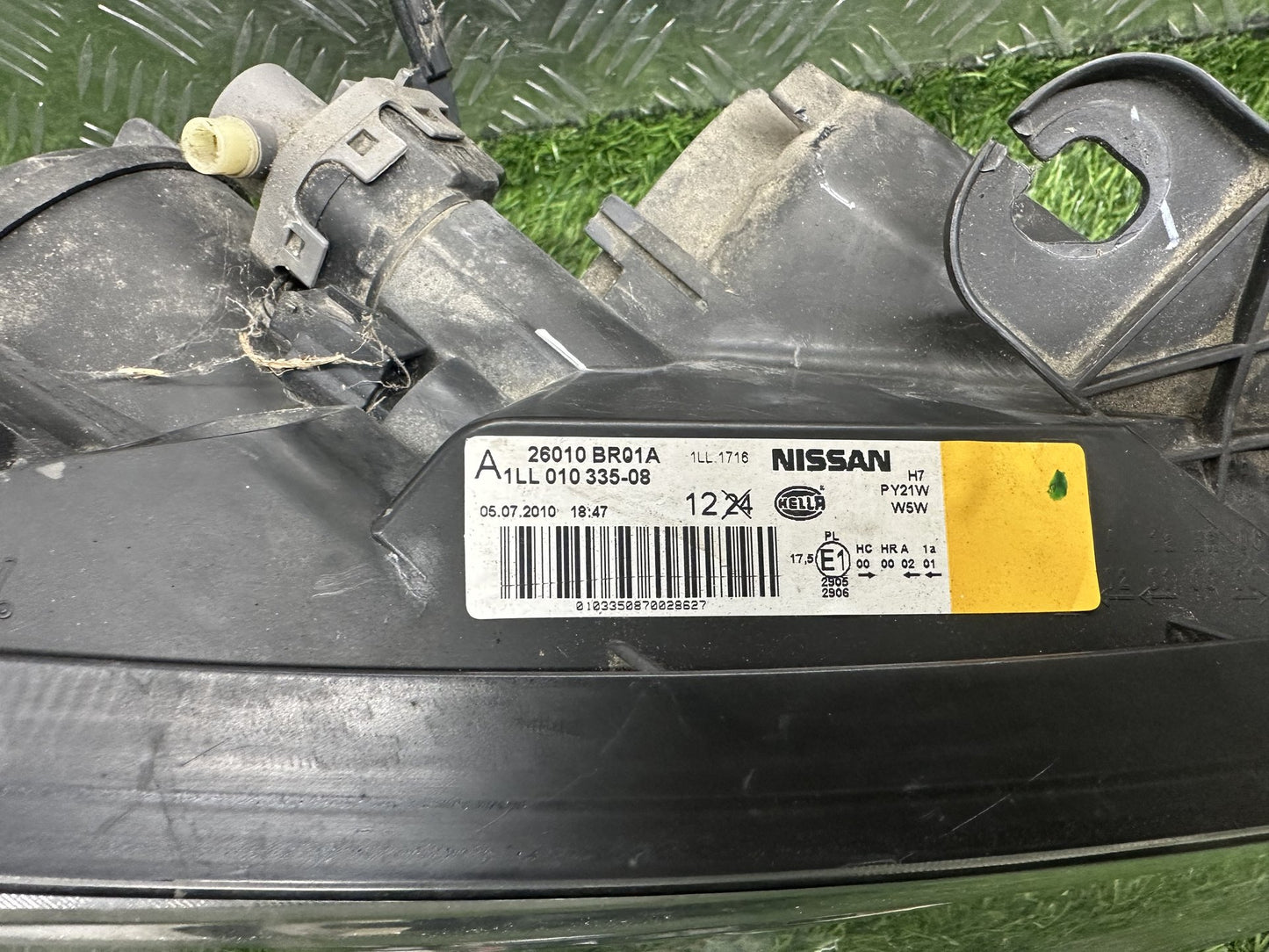 2010-2013 Nissan Qashqai J10- Right Headlight PN: 26010BRQ1A
