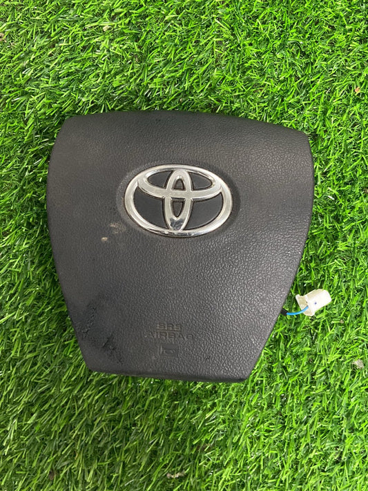 2011-2021 Toyota Aqua NHP10- Right Front Airbag PN: TG12A02003