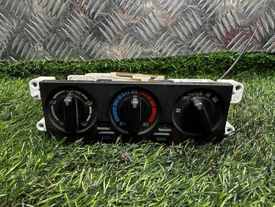 1995-2004 Nissan Terrano Regulus - Climate Controller PN: