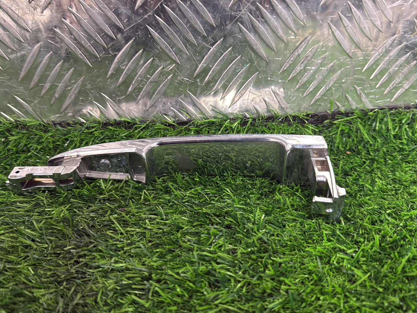 2010-2016 Nissan Leaf ZE0- Right Rear Exterior Door Handle PN: