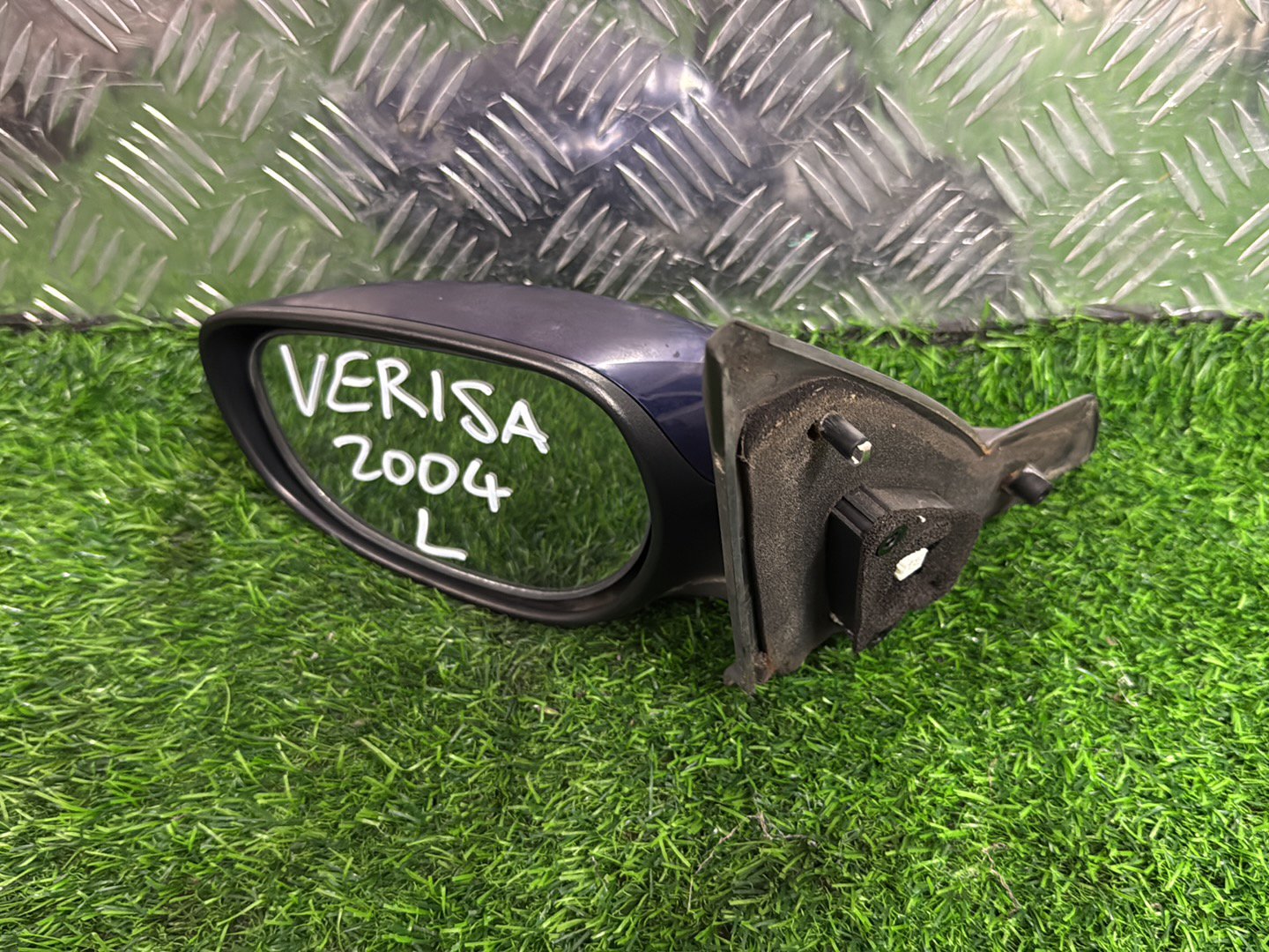 2004 - 2015 Mazda Verisa Left Door Mirror 5 Wire Type