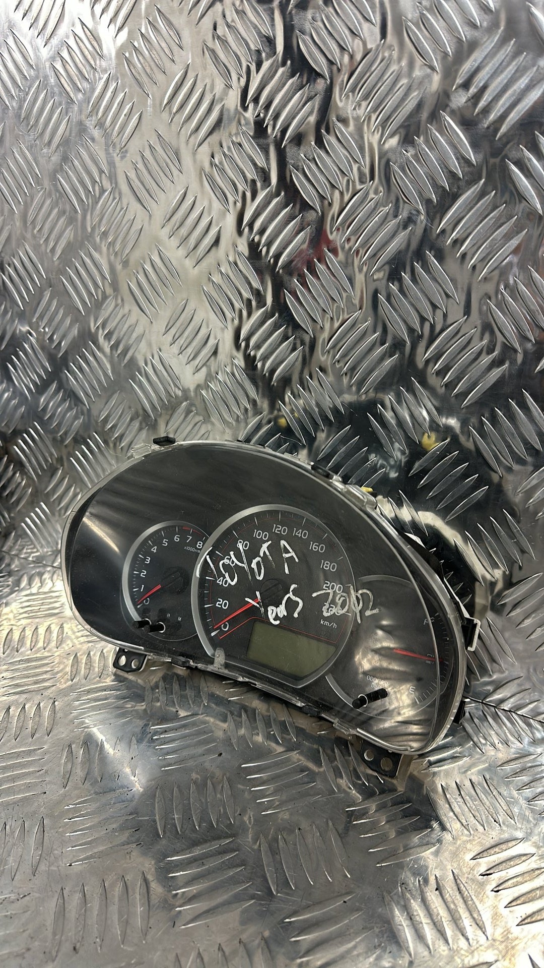 2012-2019 Toyota Yaris Instrument Cluster 83800-5CB10