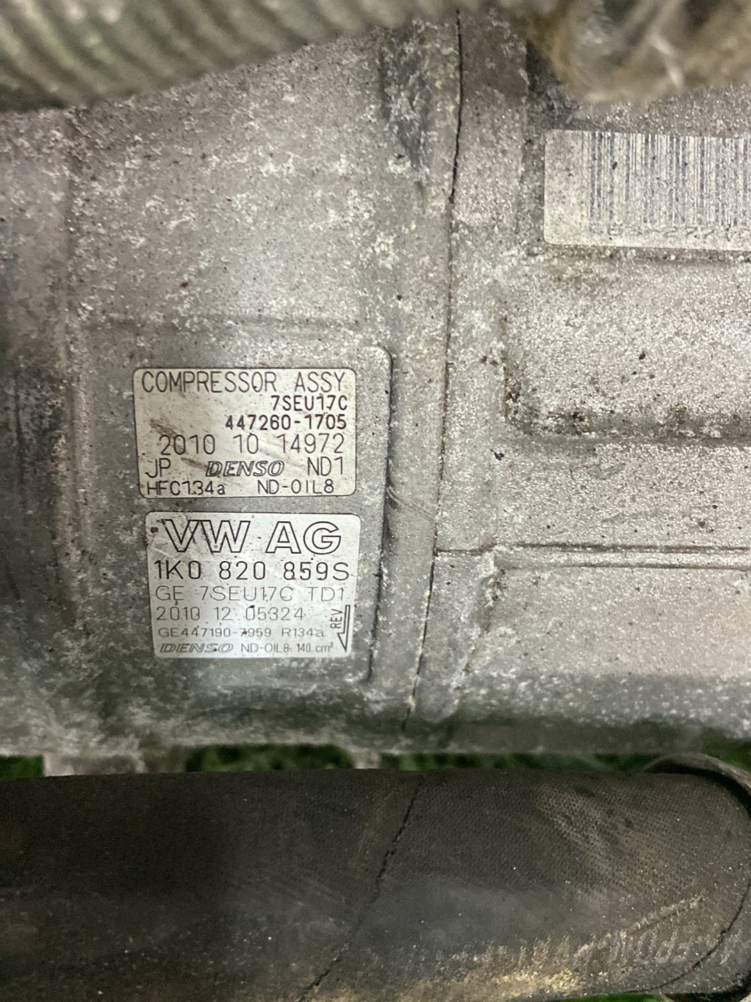 Volkswagen Golf A/C Compressor 1K0820859S