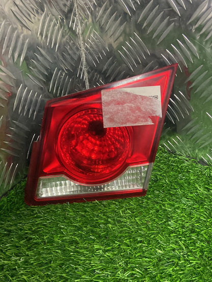 2008 - 2016 Holden Cruze Right Tailgate Light E1312415