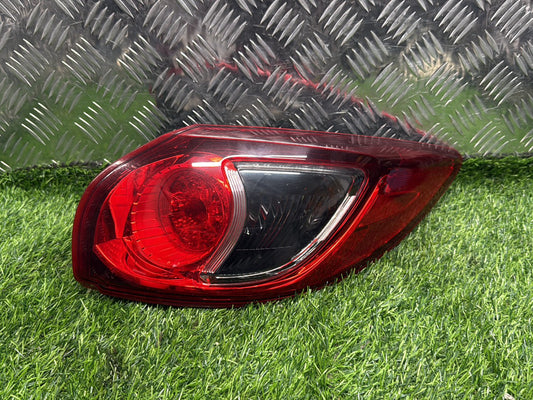 2012 - 2017 Mazda CX-5 Right Taillight STANLEY W0429