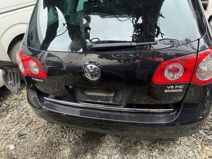 2007 Volkswagen Passat AXZ-006349 WRECKING FOR PARTS ONLY
