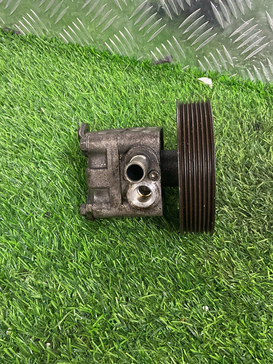 Nissan Urvan Caravan- Steering Pump PN: 7263044VZ90A