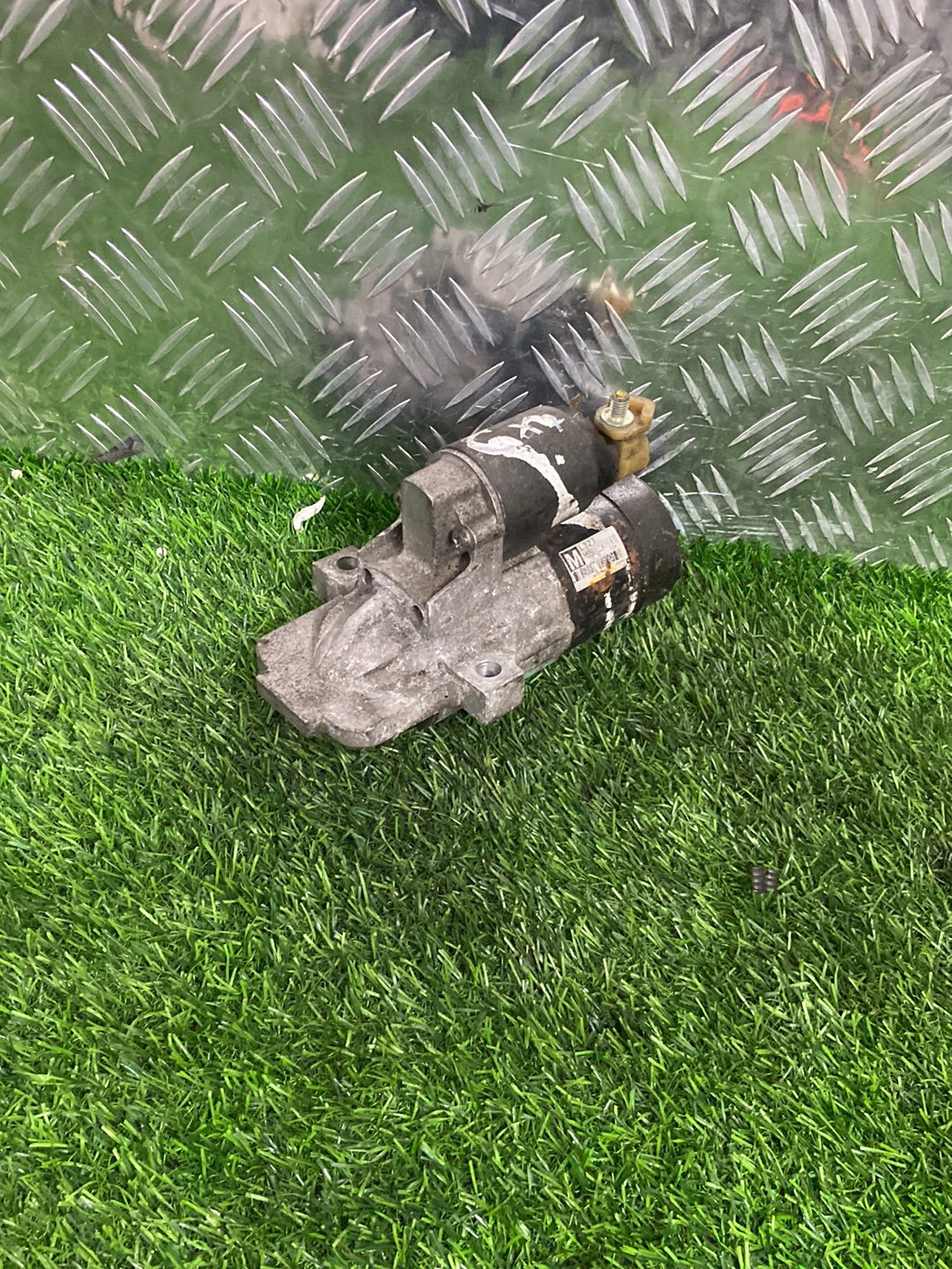 Mazda CX-7 Starter Motor M000T87681