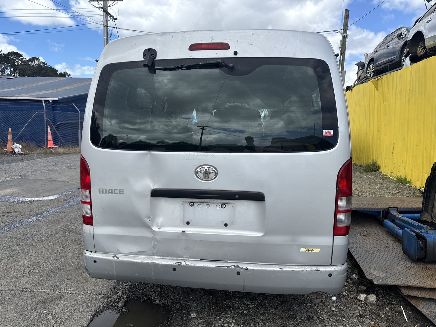 2011 Toyota Hiace 2TR WRECKING FOR PARTS ONLY