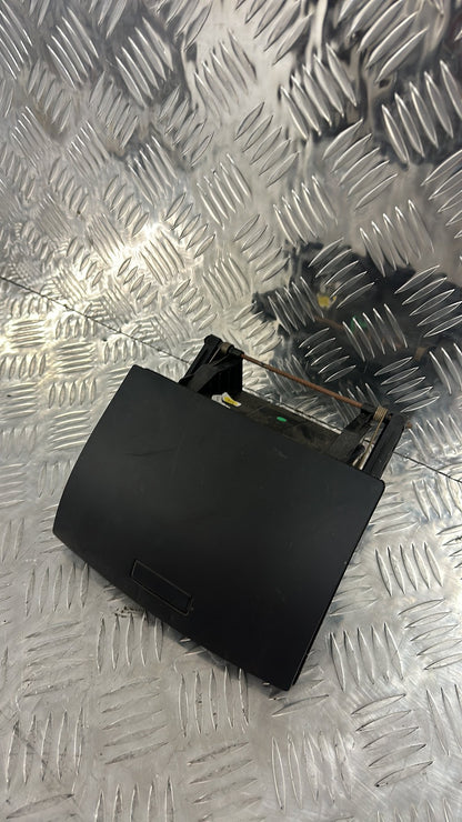 Volkswagen Touareg Dash Compartment 7L6 857 919 D