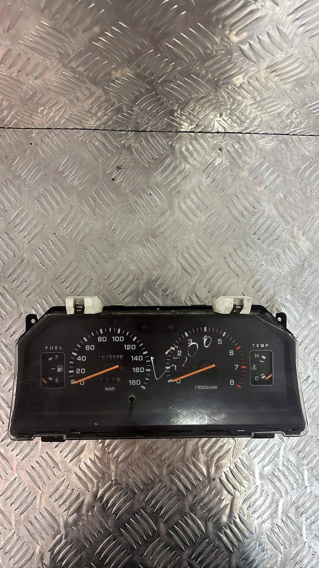 1999-2013 Mitsubishi L300 Instrument Cluster