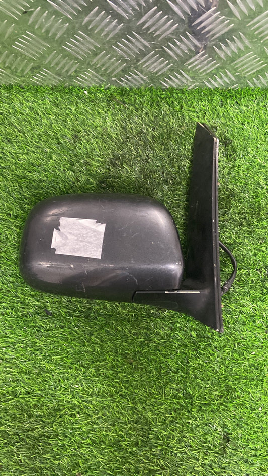 2001-2007 Toyota Noah- Right Door Mirror PN: 5 WIRE