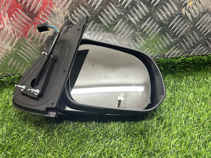 2012-2015 Toyota Hilux- Right Back Door PN: 5 WIRE TYPE