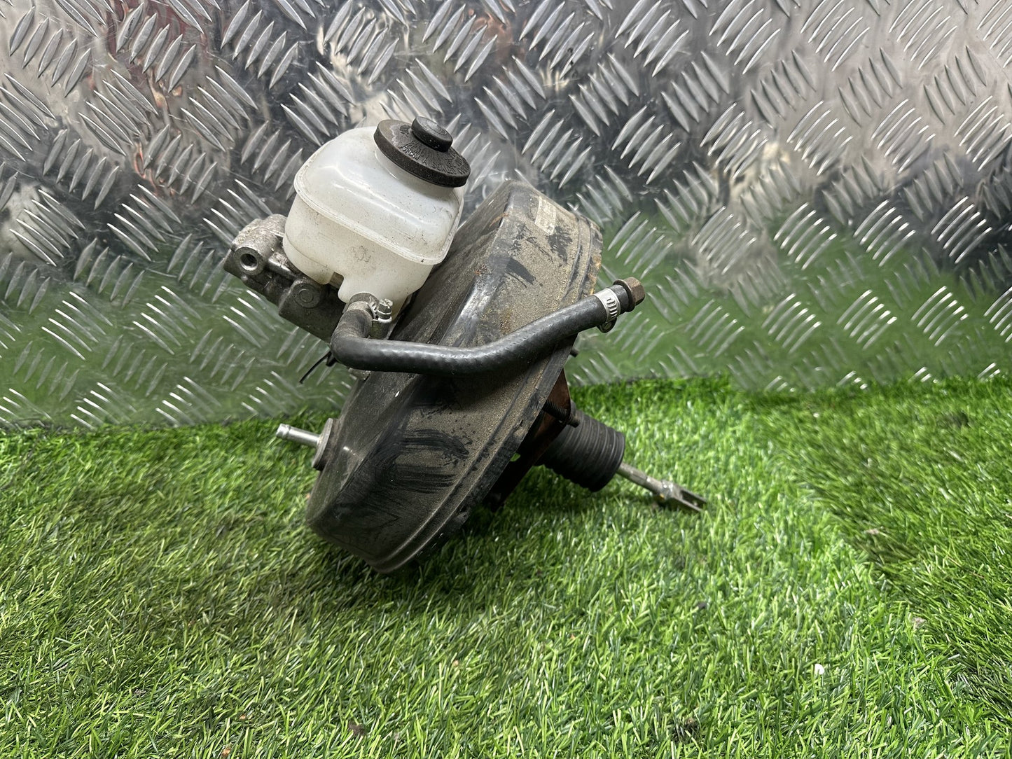 2004-2019 Toyota Hiace H200- Brake Booster PN: 44610-26660