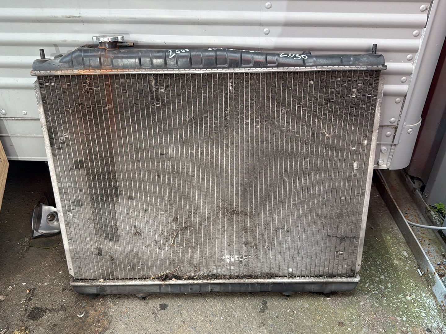 1997-2002 Nissan Elgrand ZD30 3.0D Radiator