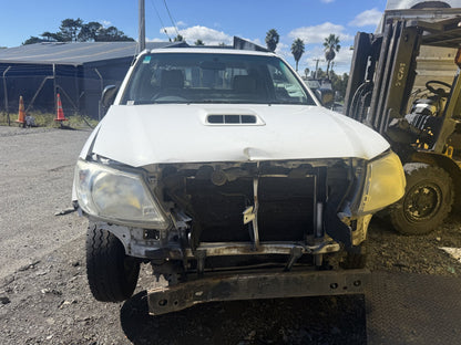 2010 Toyota Hilux 1KD-FTV WRECKING FOR PARTS ONLY