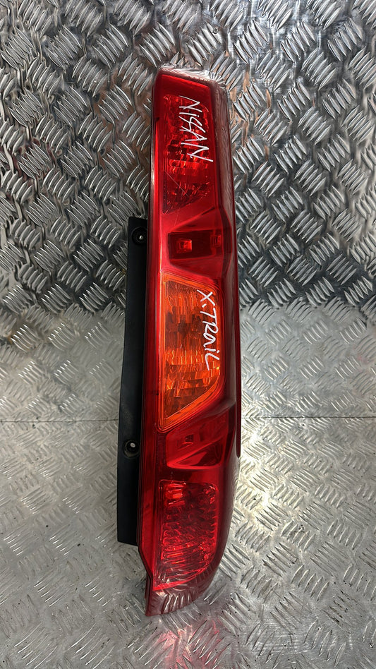 2007-2013 Nissan X-Trail T31- Right Taillight PN: 220-63929