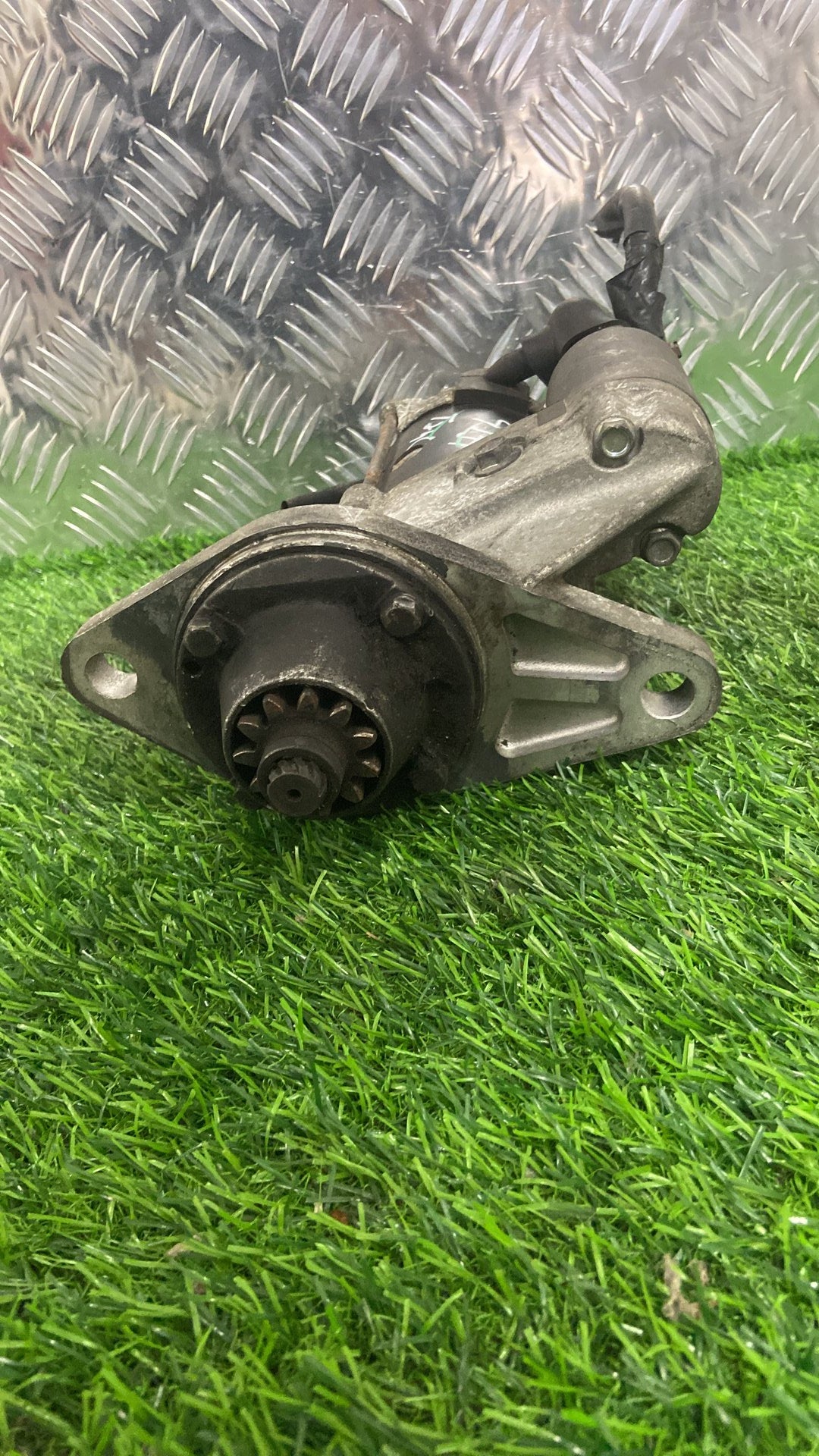 Isuzu Elf Starter Motor 8982452580